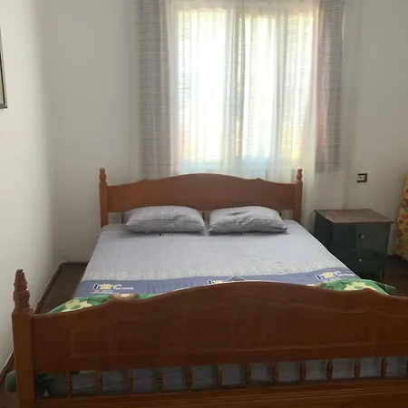 Hana Private * Pogradaş